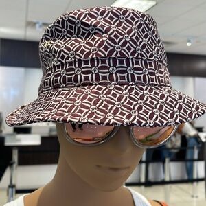 Michael Kors Women’s MK Logo Jacquard Bucket Hat
OXBLOOD 
NWT